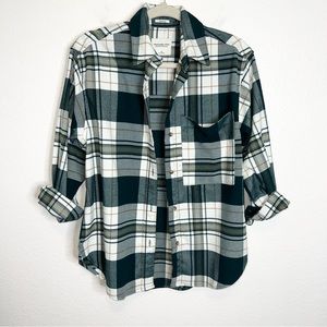 Abercrombie & Fitch Women XS  Oversized  Green White Plaid Flannel Top Shirt B16